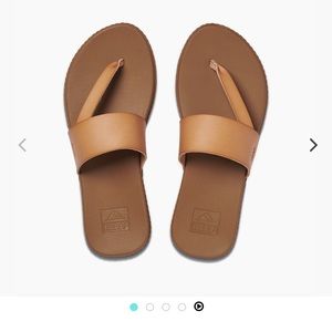 BRAND NEW! Cushion Reef Women’s Sandal!